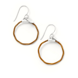 LE Reverb Loop: Joan Baez Guitar String Earrings